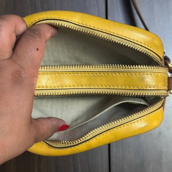 Cross over purse for sale - Picture 3 of 3